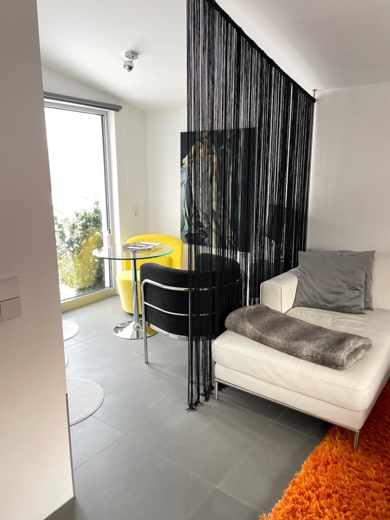 Modernes Studio Auf Der Sonnenterrasse บาเดน-บาเดน ภายนอก รูปภาพ