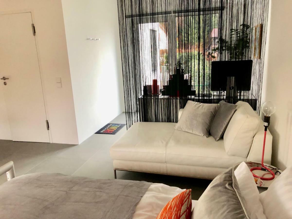 Modernes Studio Auf Der Sonnenterrasse บาเดน-บาเดน ภายนอก รูปภาพ